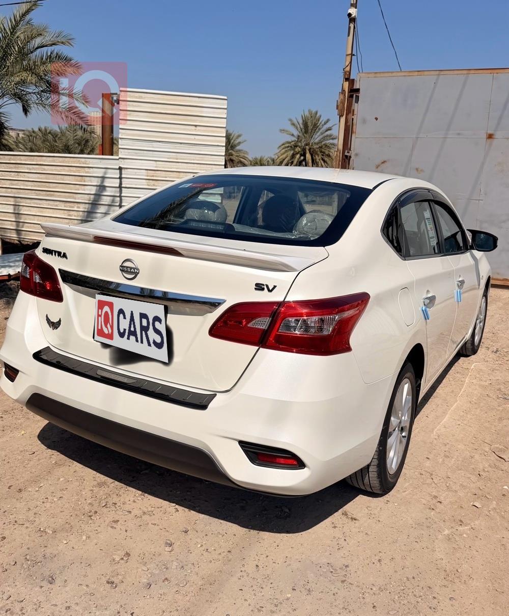 نيسان سنترا